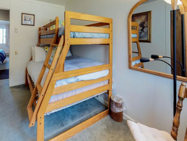 Yosemite Area Home 984786