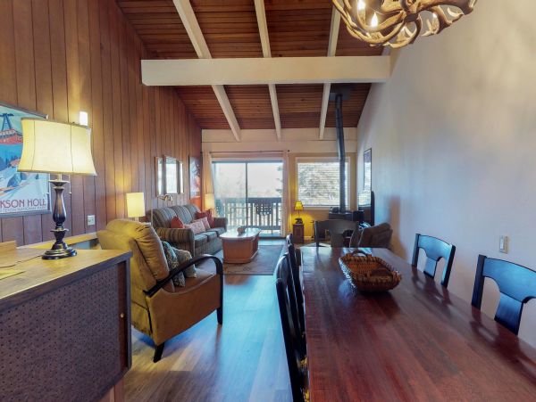 Yosemite Area Home 984786