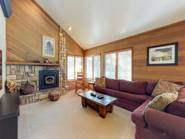 Yosemite Area Home 984787