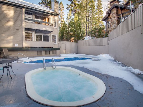 Yosemite Area Home 984787