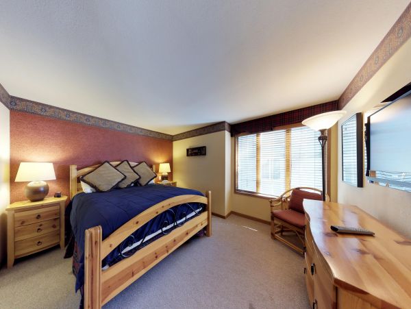 Yosemite Area Home 984787