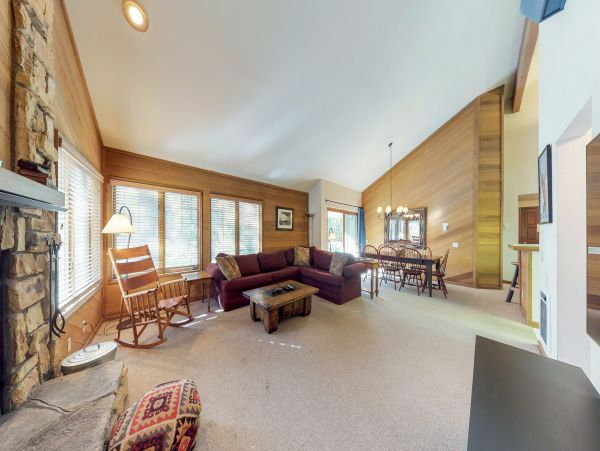Yosemite Area Home 984787