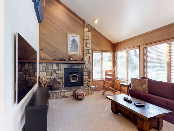 Yosemite Area Home 984787