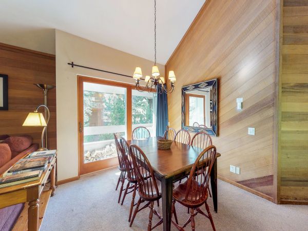 Yosemite Area Home 984787