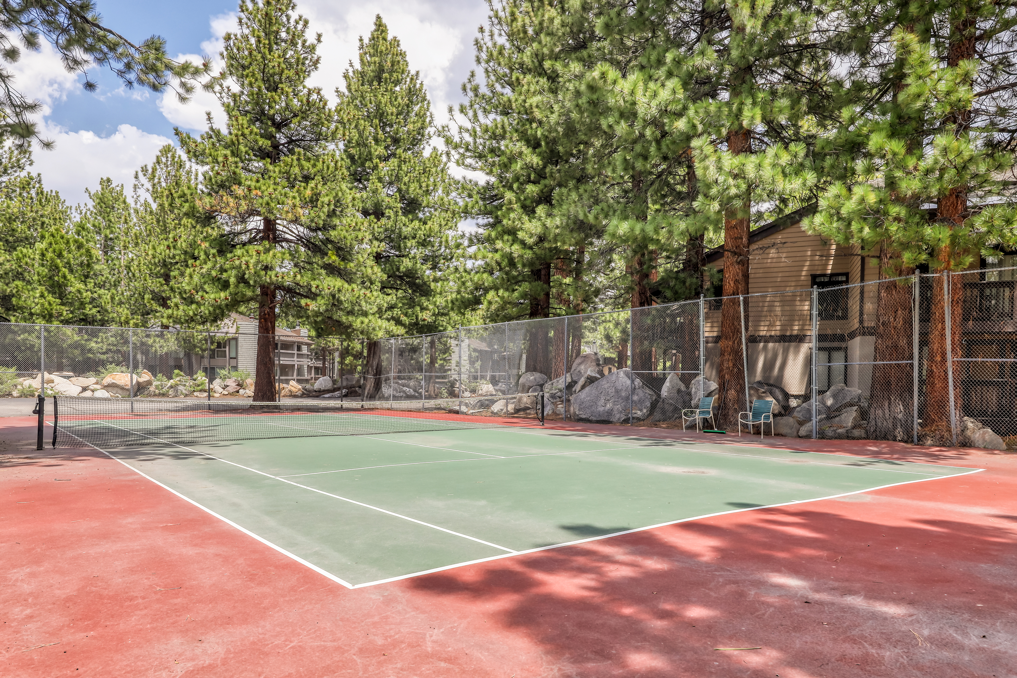 Yosemite Area Home 984788