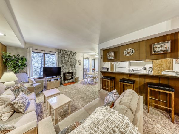 Yosemite Area Home 984789