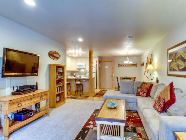 Yosemite Area Home 984790