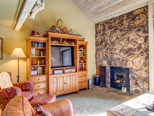 Yosemite Area Home 984791