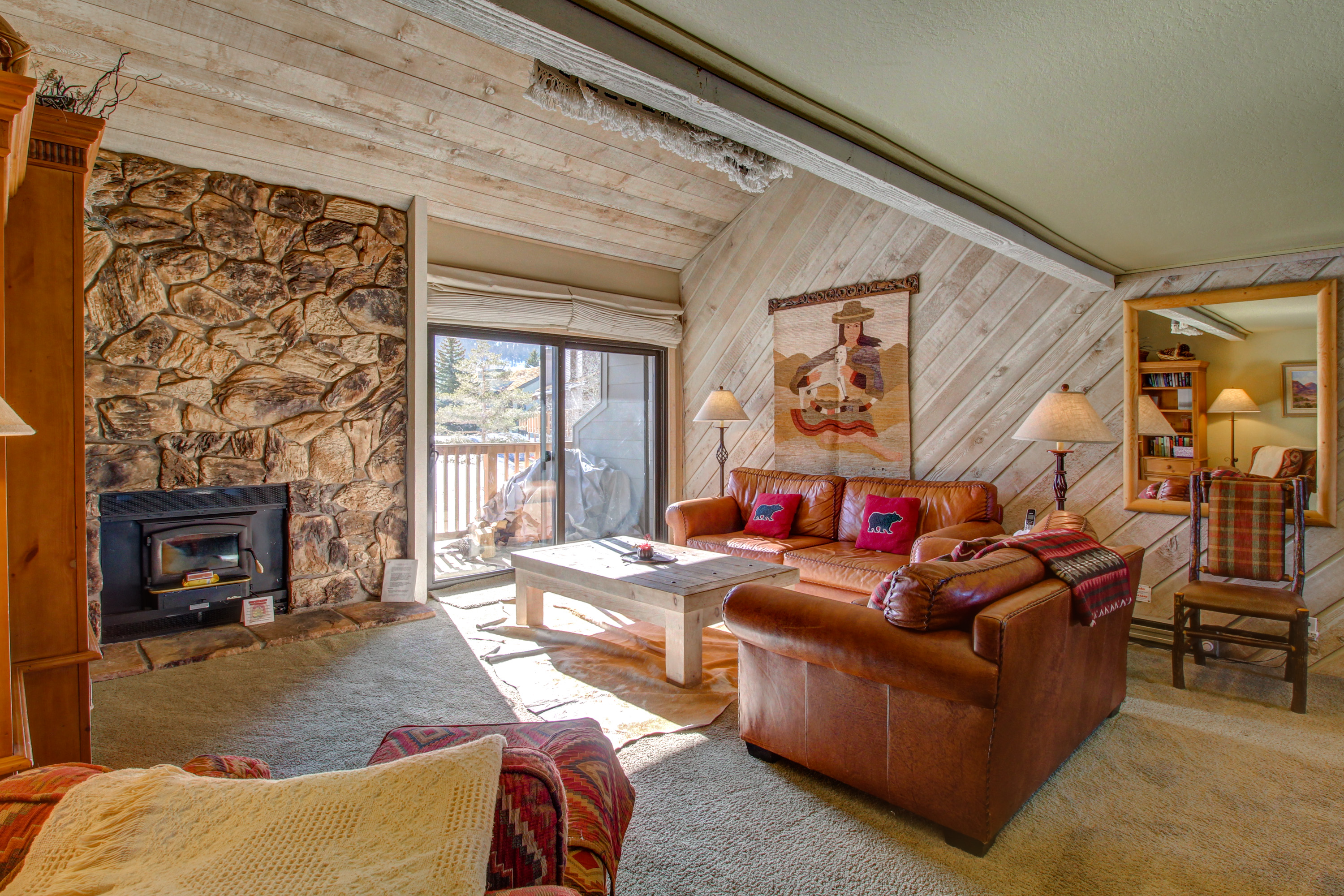 Yosemite Area Home 984791