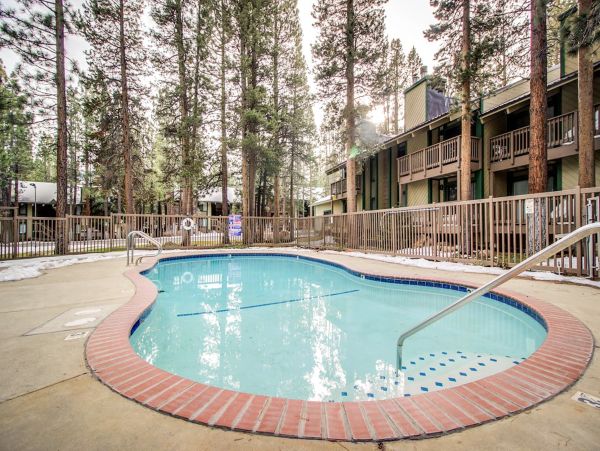 Yosemite Area Home 984792