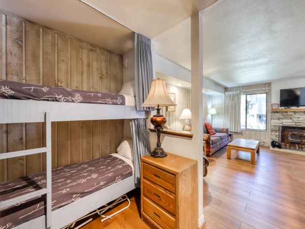 Yosemite Area Home 984792