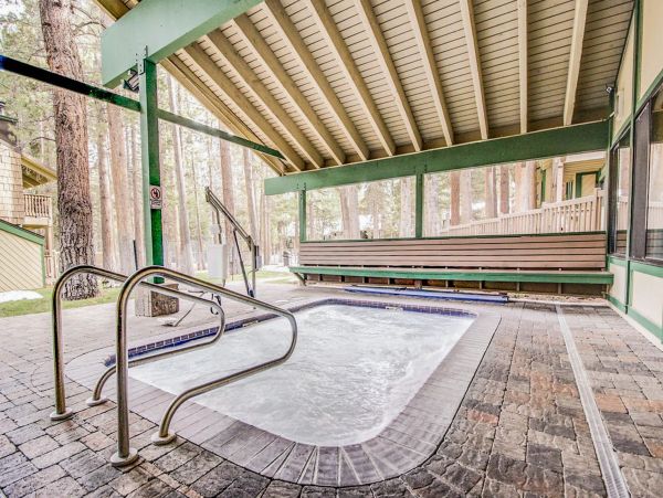 Yosemite Area Home 984792