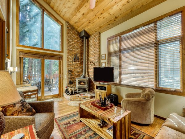 Yosemite Area Home 984793