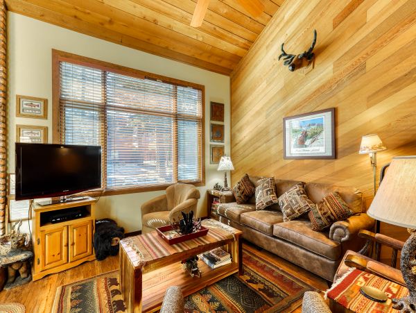 Yosemite Area Home 984793