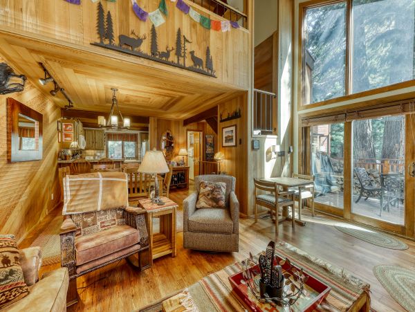 Yosemite Area Home 984793