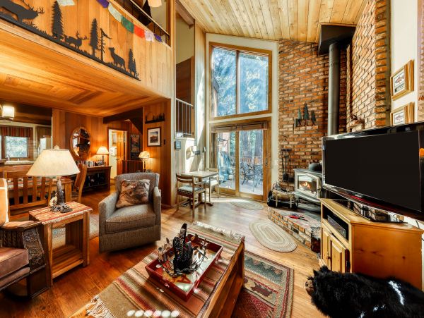Yosemite Area Home 984793