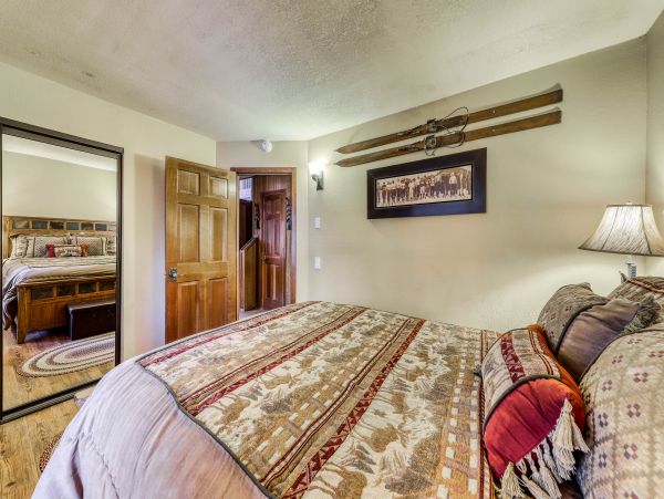 Yosemite Area Home 984793