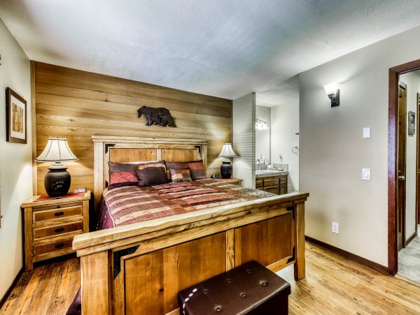 Yosemite Area Home 984793