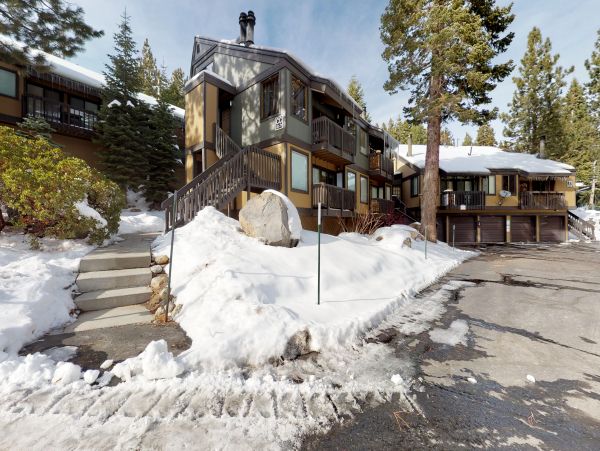 Yosemite Area Home 984794