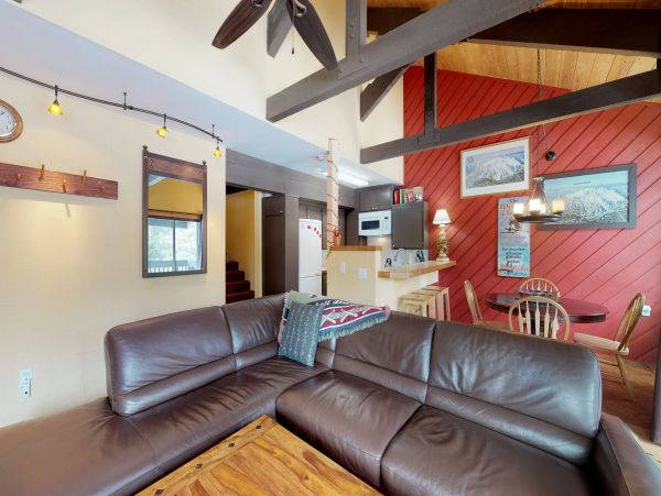 Yosemite Area Home 984794