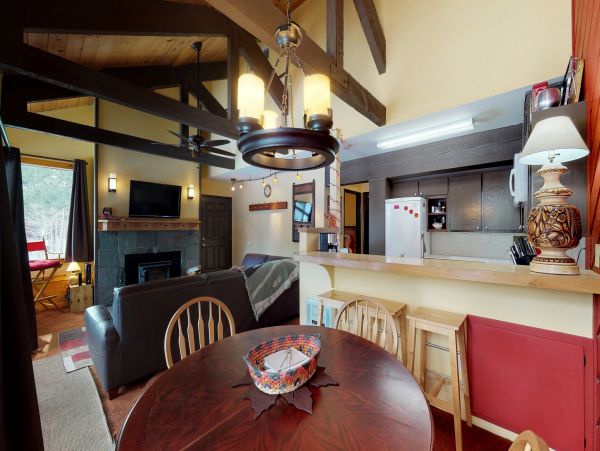 Yosemite Area Home 984794