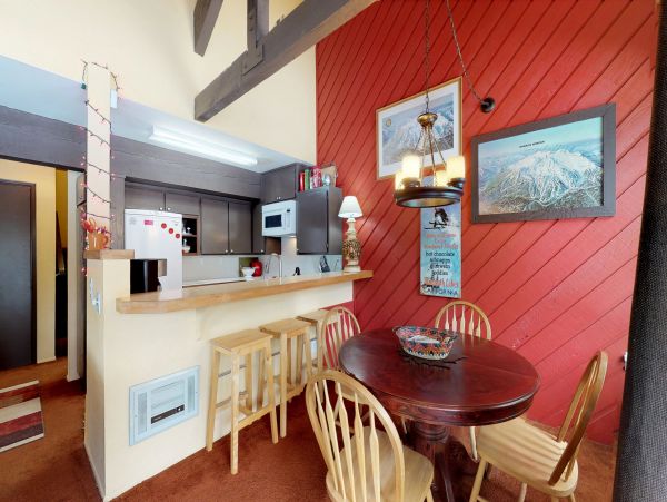 Yosemite Area Home 984794