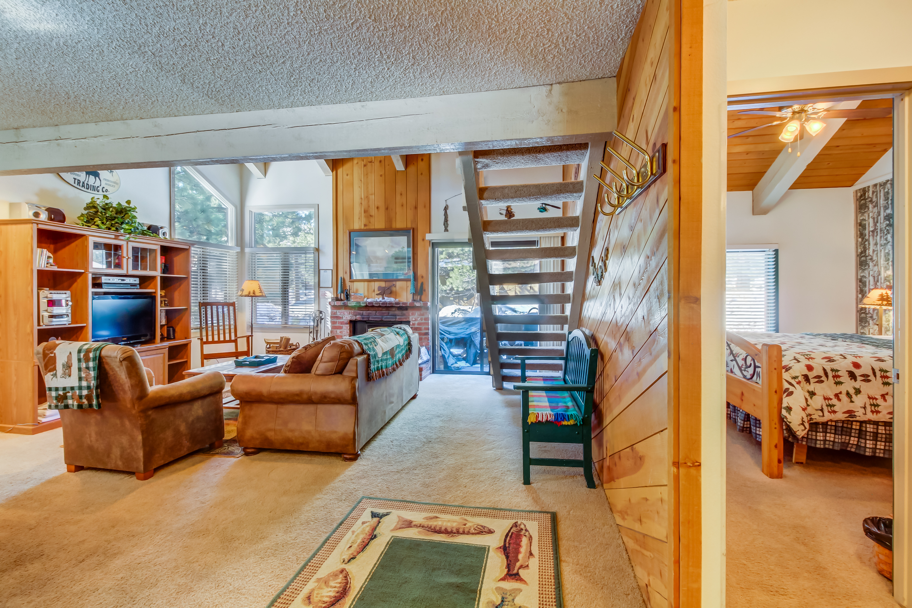 Yosemite Area Home 984795