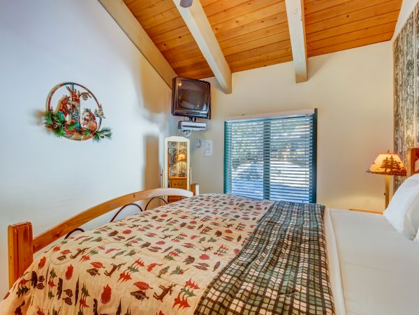 Yosemite Area Home 984795