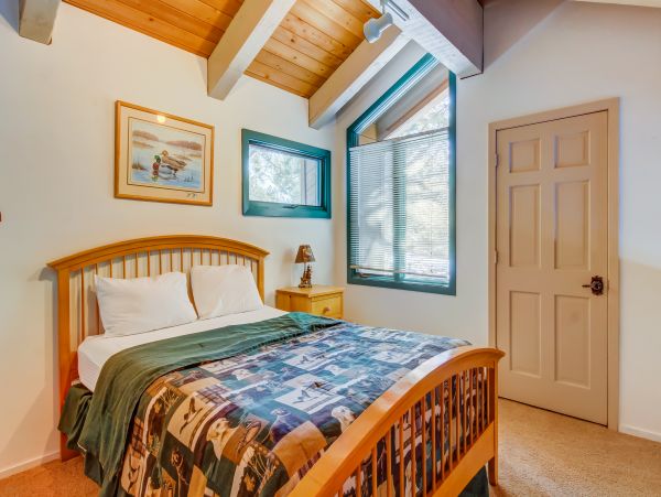 Yosemite Area Home 984795