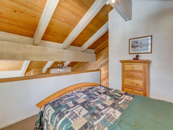 Yosemite Area Home 984795