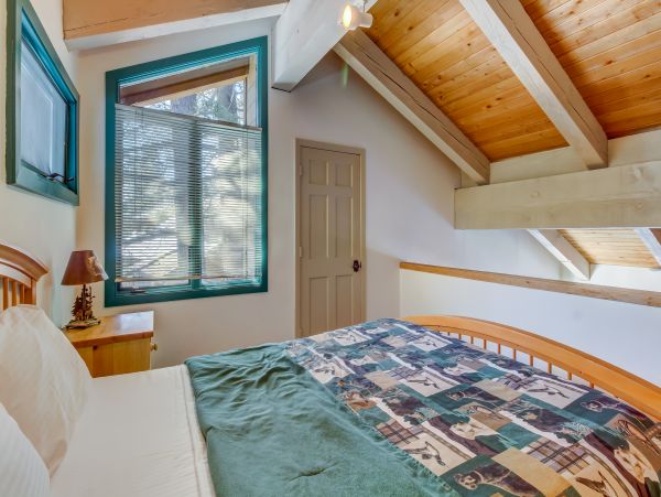 Yosemite Area Home 984795