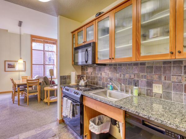 Yosemite Area Home 984796