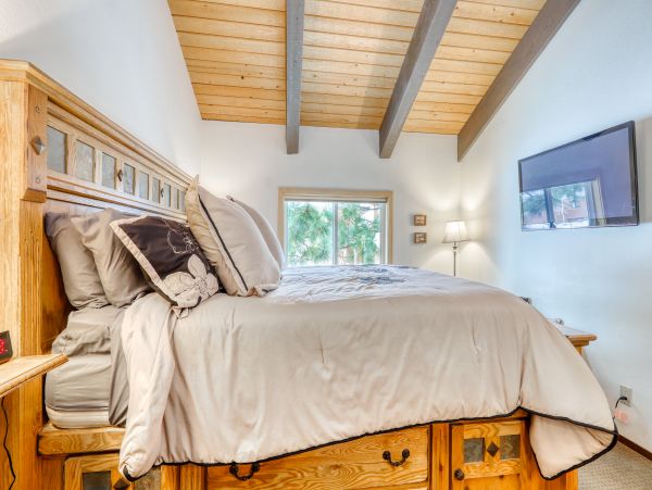 Yosemite Area Home 984798