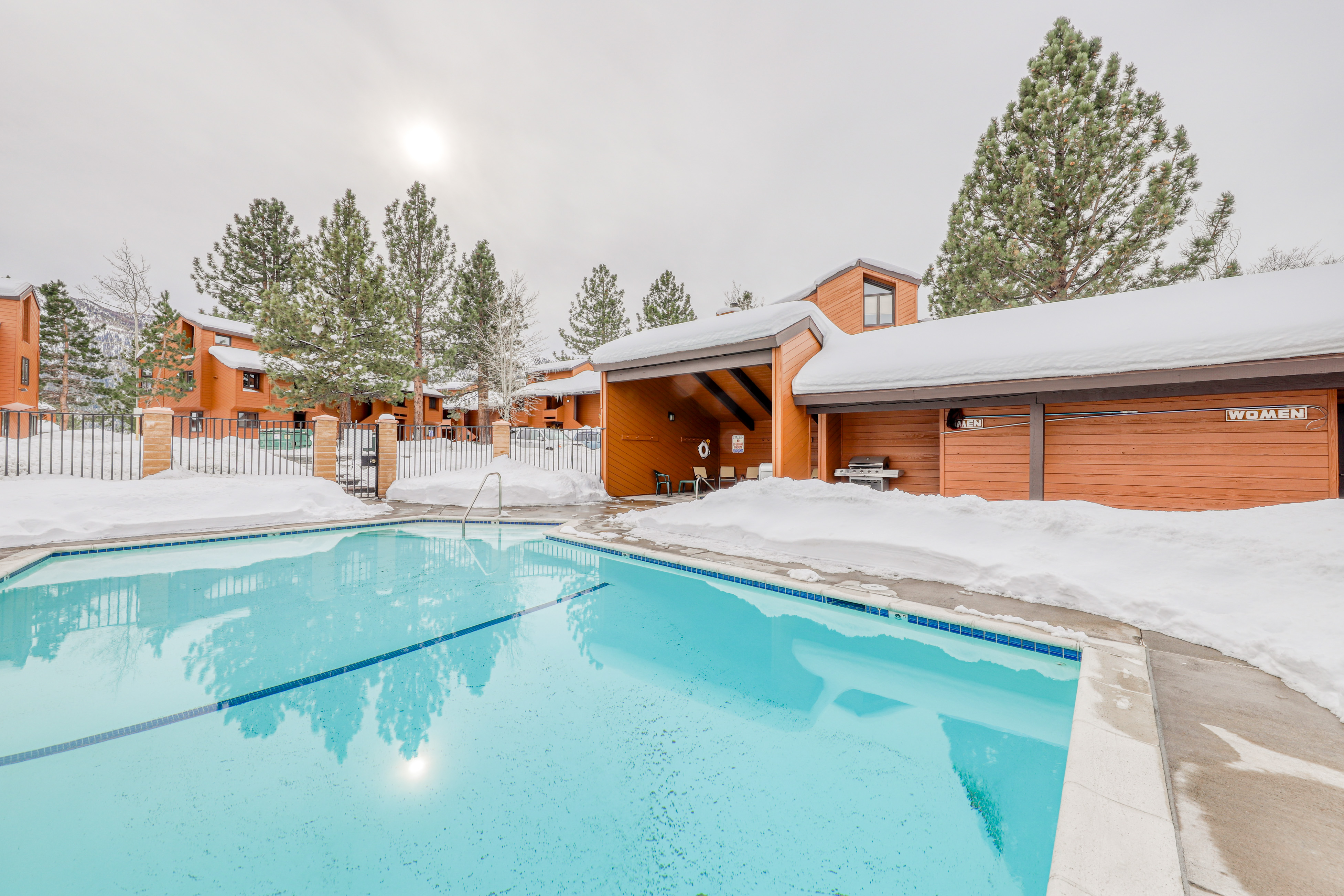 Yosemite Area Home 984798