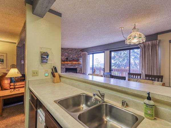 Yosemite Area Home 984799