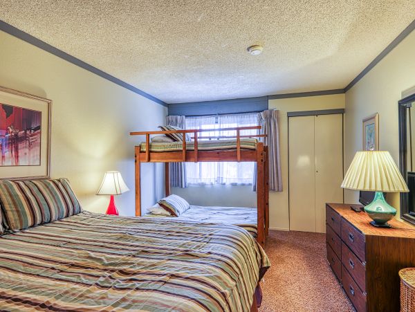 Yosemite Area Home 984799