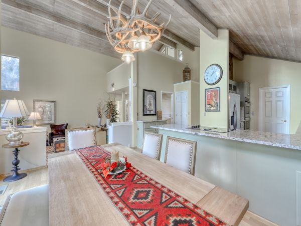 Yosemite Area Home 984800