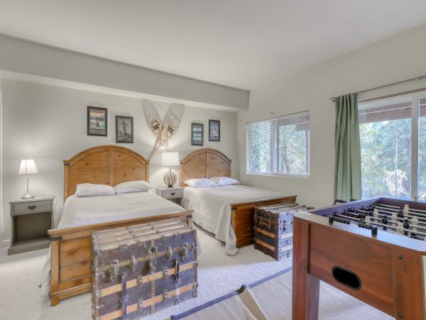Yosemite Area Home 984800