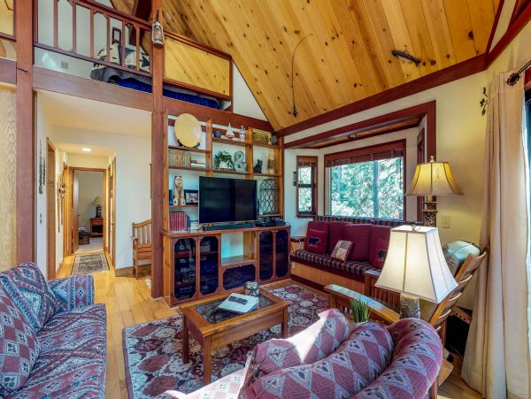 Yosemite Area Home 984801