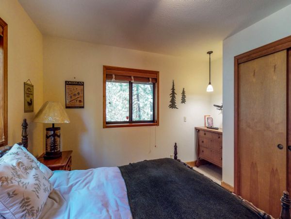 Yosemite Area Home 984801