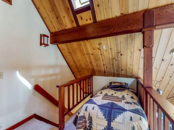Yosemite Area Home 984801