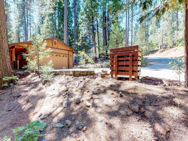 Yosemite Area Home 984801