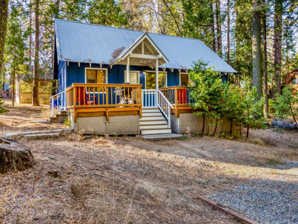 Yosemite Area Home 984802