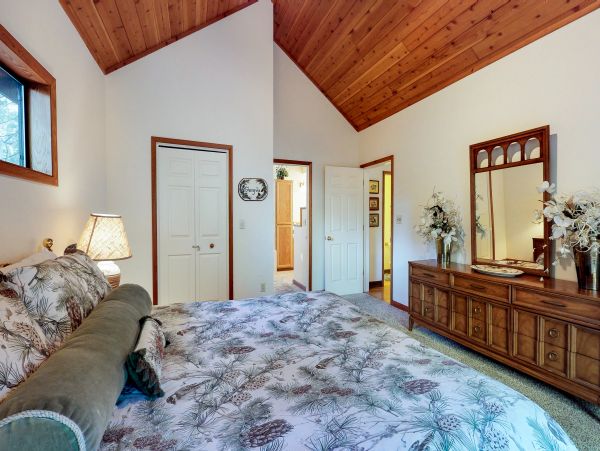 Yosemite Area Home 984803