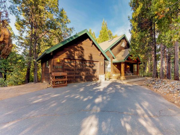 Yosemite Area Home 984803