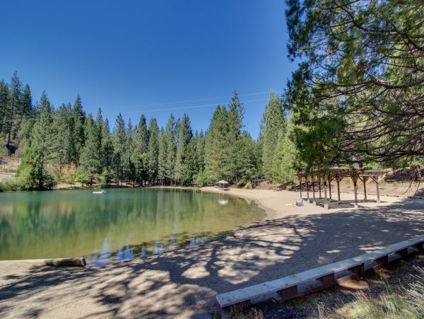 Yosemite Area Home 984804