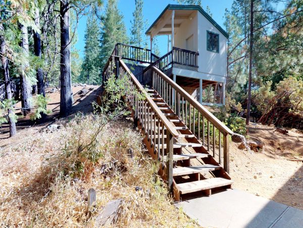 Yosemite Area Home 984804