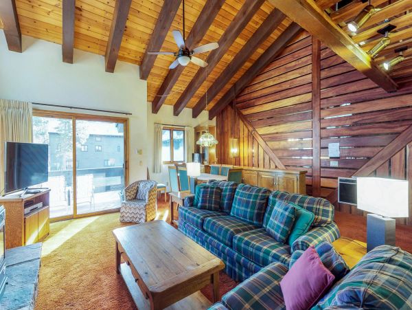 Yosemite Area Home 984805
