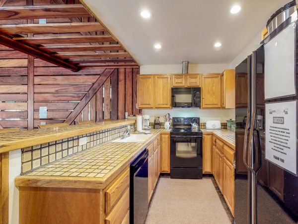 Yosemite Area Home 984805