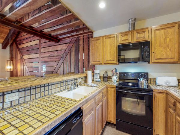 Yosemite Area Home 984805